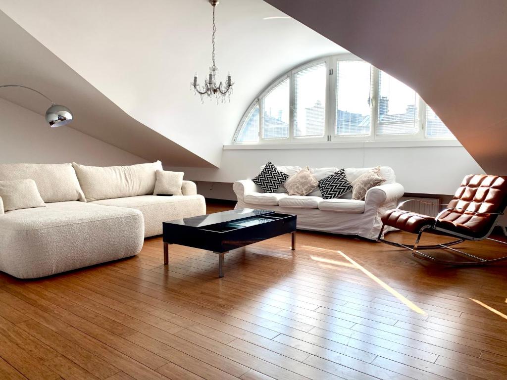 Apartament typu Penthouse - salon